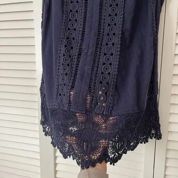 Anthropologie Meadow Rue Navy Blue blouse size M crochet eyelet scalloped hem - Picture 2 of 7